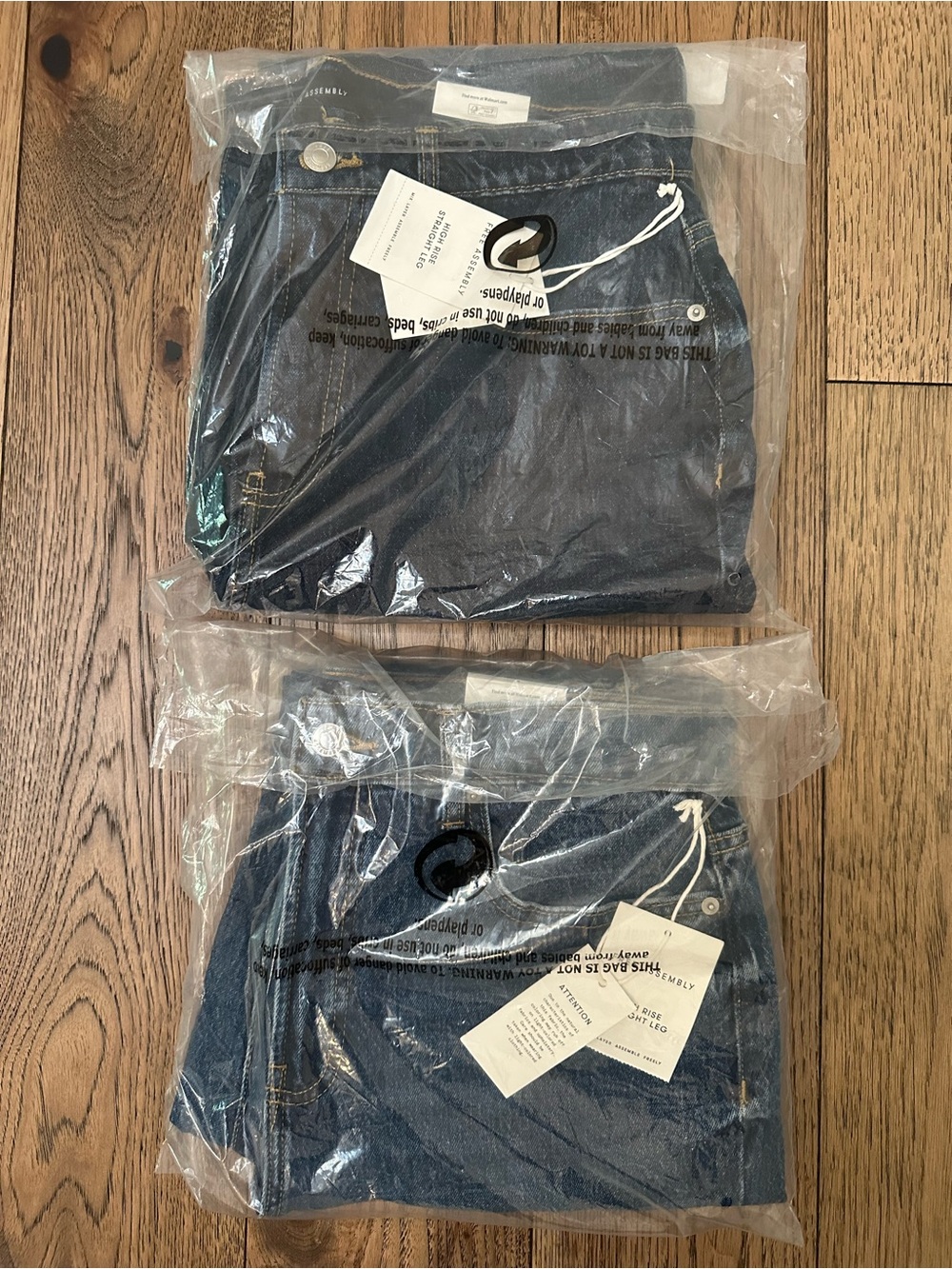 NWT Free Assembly High Rise Straight Leg Jeans 2 Pair Size 8 Dark/Indigo Wash
